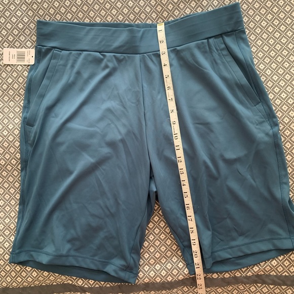 NWT Mens athletic shorts grey and blue. Size Large. - Picture 3 of 14